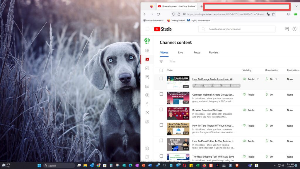 Screenshot of a Windows window off the screen and the bar area highlighted